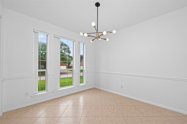 Building Photo - 8703 Silver Lure Dr