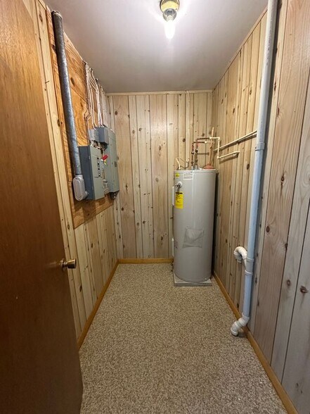 Building Photo - 118 Central Ave