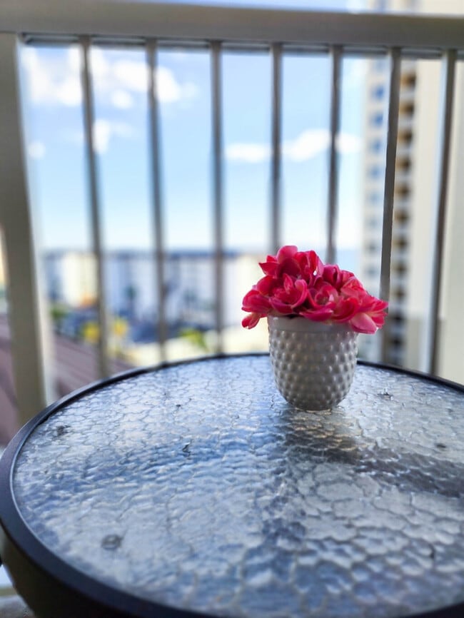 Building Photo - 11832 Front Beach Rd