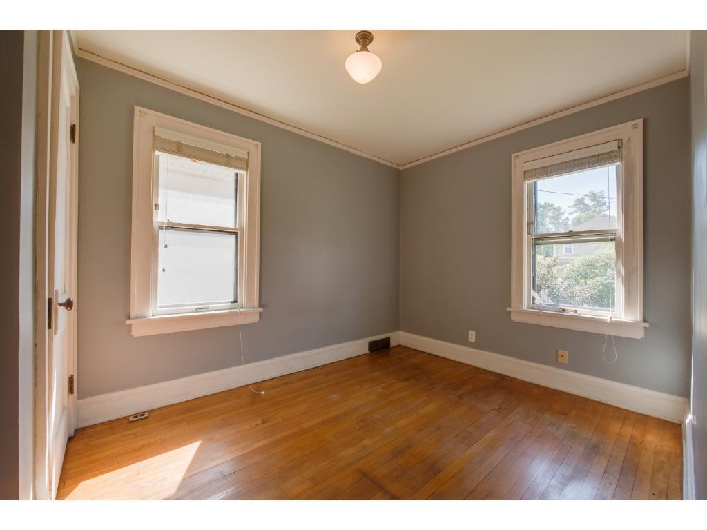 Building Photo - 1674 St Clair Ave