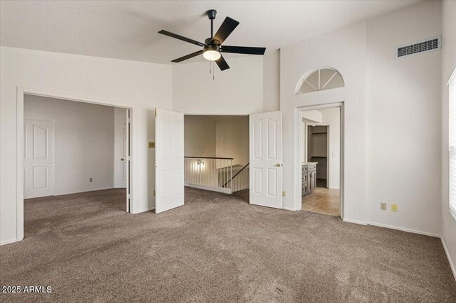 Building Photo - 5709 E Gelding Dr