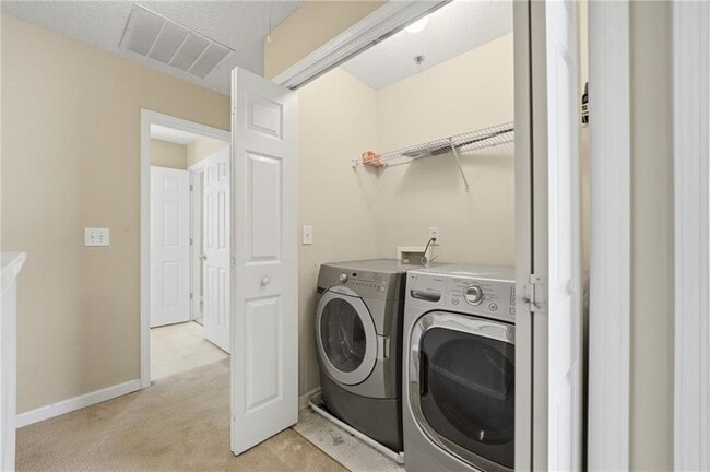 Building Photo - 247 Cottonwood Creek Cir