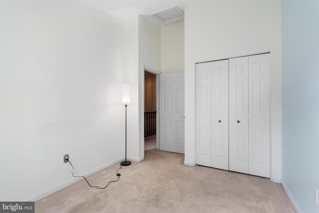 Building Photo - 1205 Farley Ct