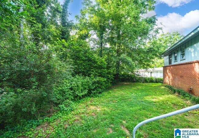 Building Photo - 1321 Hatfield Ln