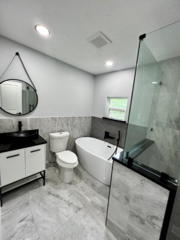 Building Photo - 5154 Balkin St