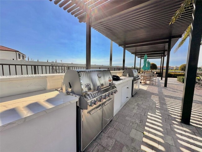 Building Photo - 11423 West 33rd Ct