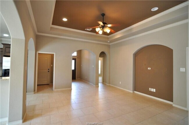 Building Photo - August 2026 Pre-Lease!! Spacious 4 Bed, 3 Bath with Covered Patio!