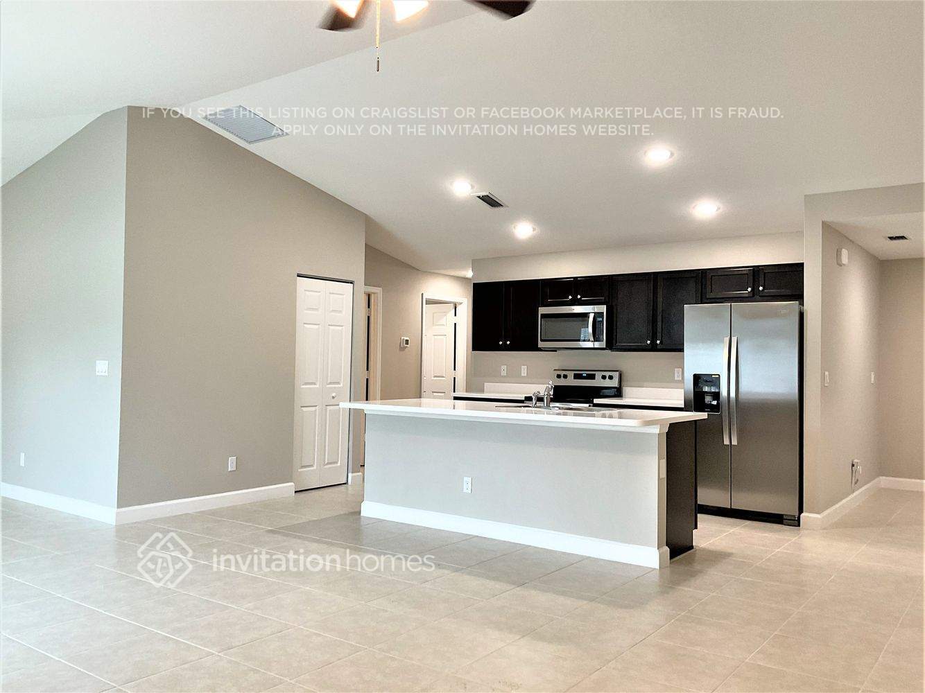 Building Photo - 467 Ocala St