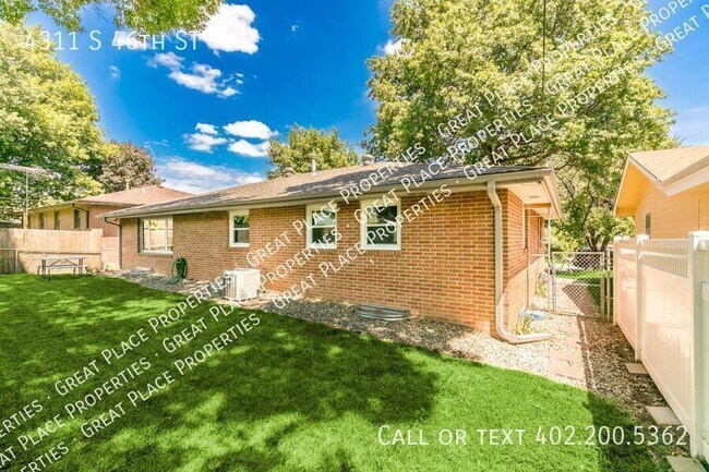 Building Photo - 4311 S 46th St