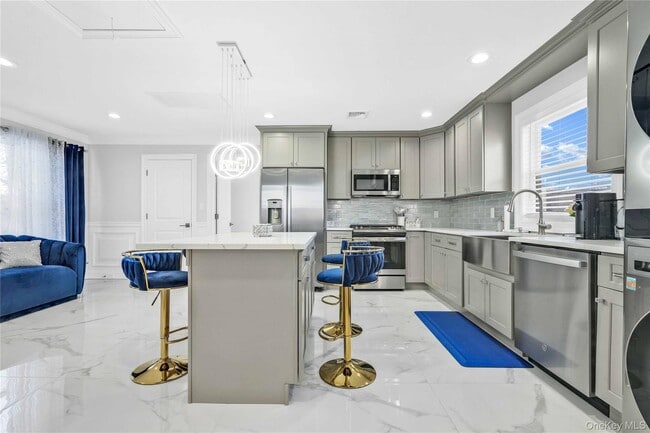 Building Photo - 24 Jefferson Ave