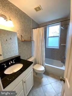 Building Photo - 1305 East Capitol St SE