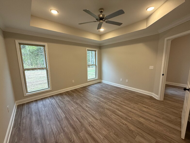 Building Photo - 546 Patrick Farms Dr