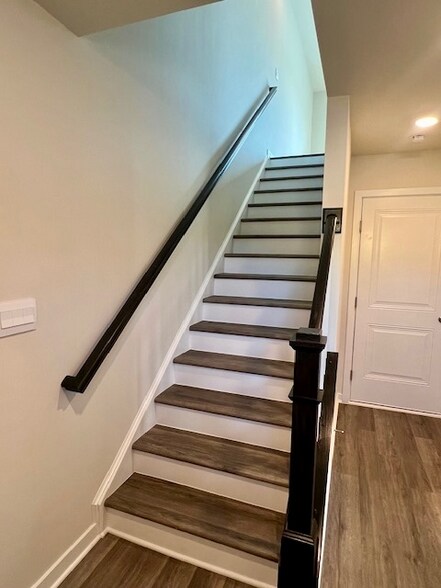 Building Photo - 7406 Calm Retreat Blvd