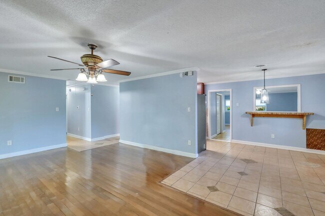 Building Photo - Ranch Home off of Skidaway Rd.