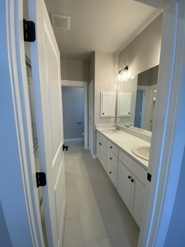 Building Photo - 3769 Durst St