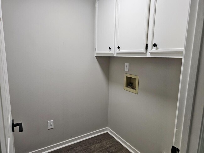 Building Photo - 106 Brendalwood Ln