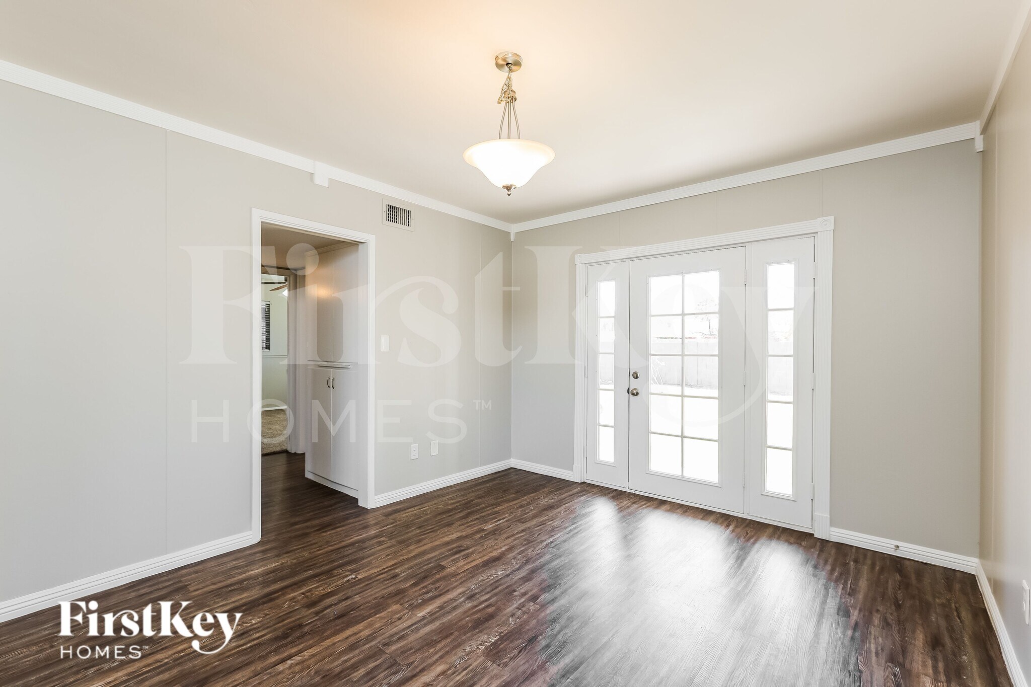 Building Photo - 2025 West Campbell Ave