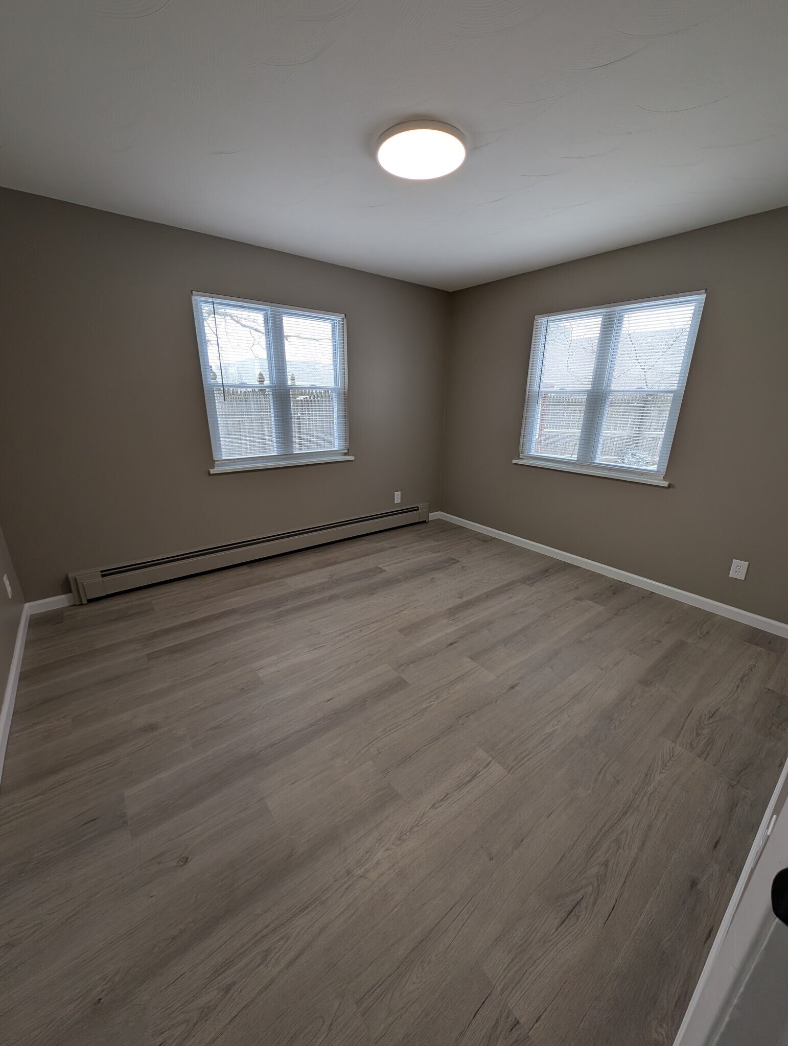 Building Photo - 35 Terrel Dr