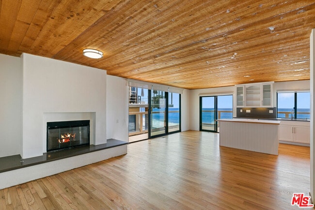 Building Photo - 32060 Pacific Coast Hwy