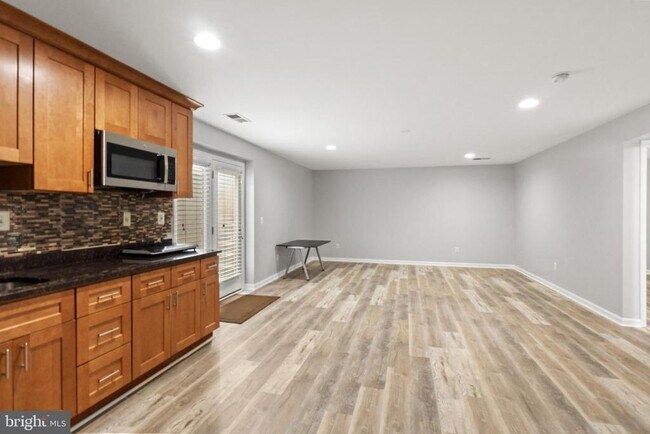 Building Photo - 24839 Somerby Dr