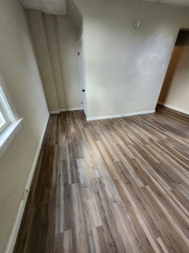 Building Photo - Charming 3BR 1BA home in Braddock