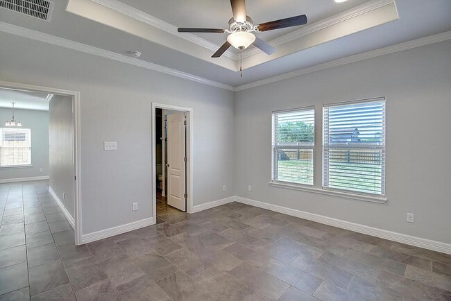 Building Photo - 7522 Sable Creek Dr
