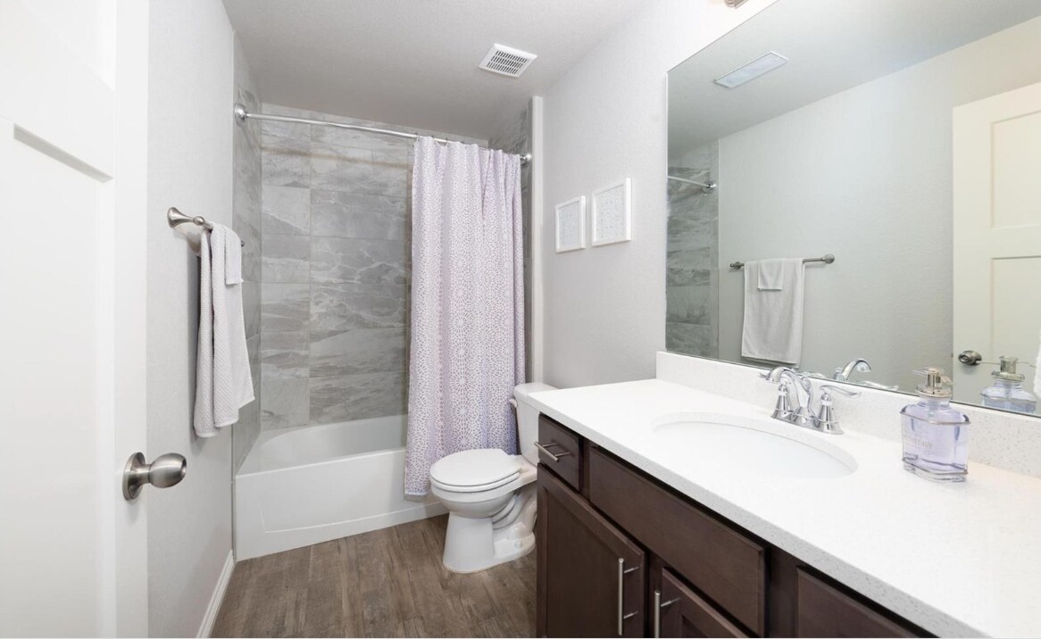 Building Photo - 9709 Quietwalk Ln