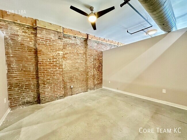 Building Photo - 1223 Union Ave