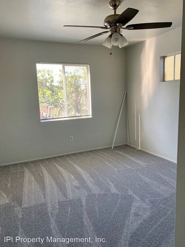 Building Photo - 2656-2658 C St