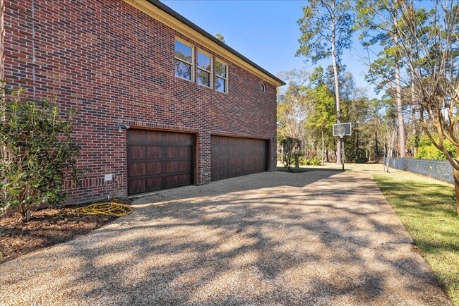 Building Photo - 9027 Winged Foot Dr