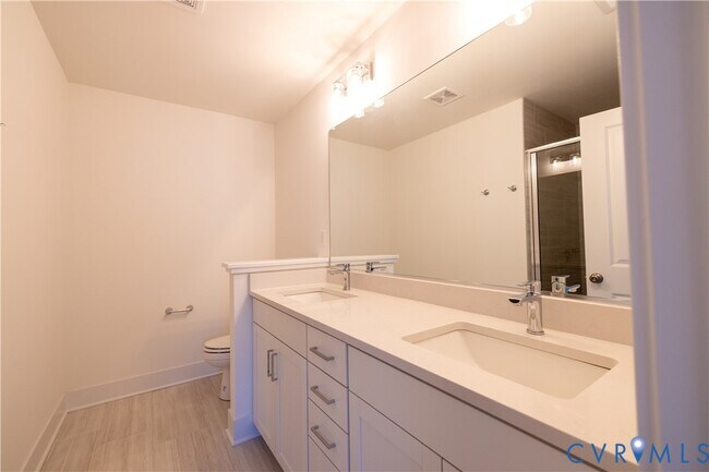 Building Photo - 15338 Oasis Sun Wy