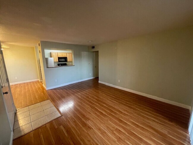 Building Photo - 5055 W Hacienda Ave