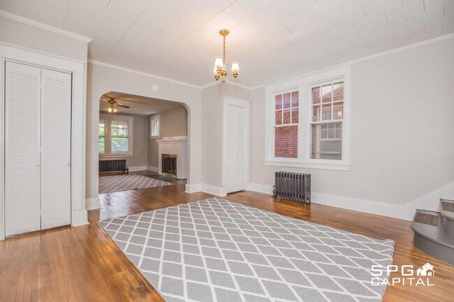 Building Photo - 516 Radnor St