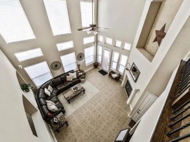 Building Photo - 935 Pelican Dr