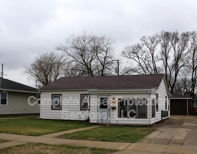 Primary Photo - 6726 Leland Ave