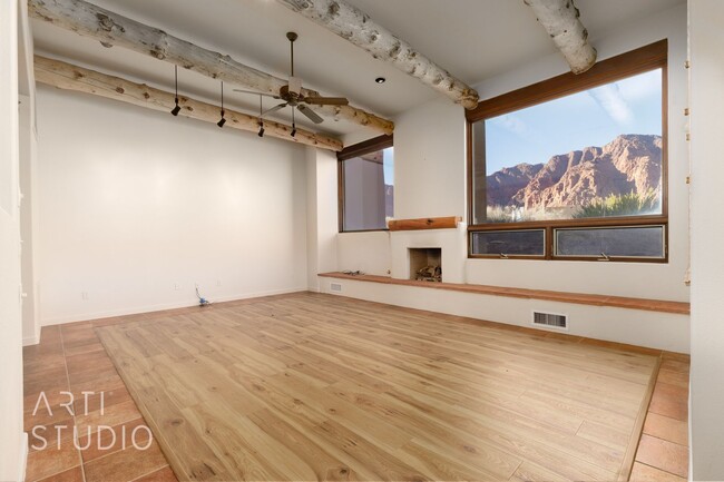 Building Photo - Beautiful Home in Kayenta