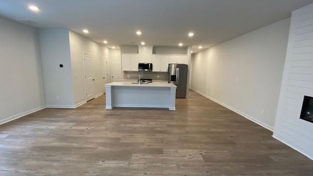 Building Photo - 7293 Mulberry St