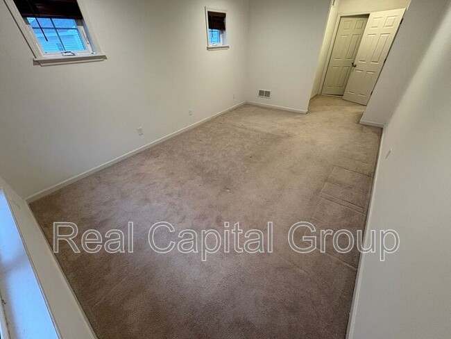 Building Photo - 28 Whitaker Dr