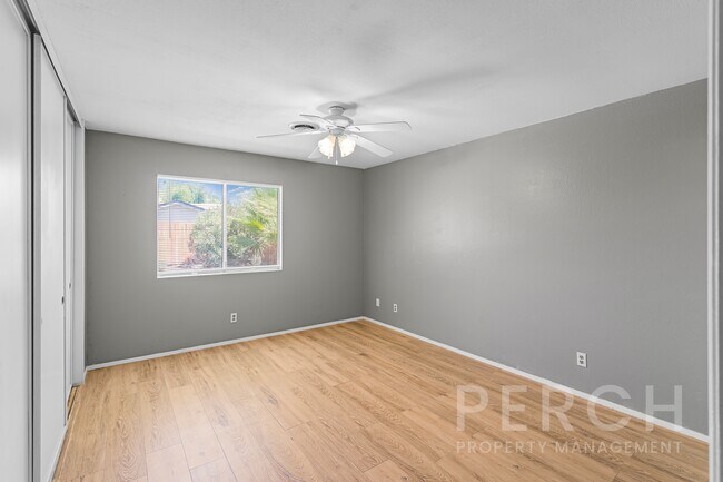 Building Photo - 41344 Mayberry Ave