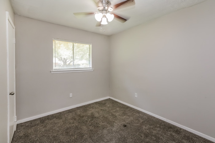 Building Photo - 125 James Garfield Cir