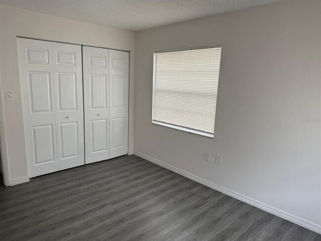 Building Photo - 2503 N Alafaya Trail