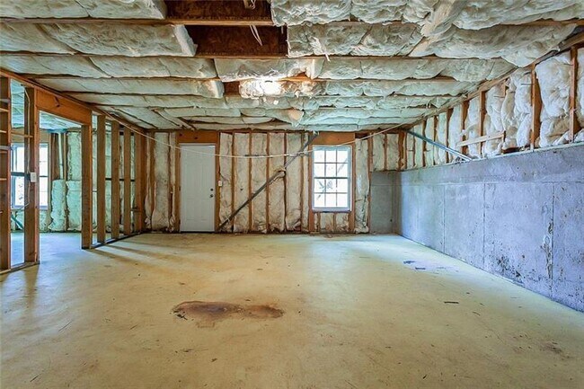 Building Photo - 3035 Whittier Way