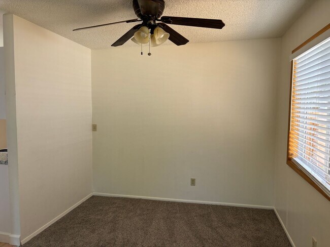 Building Photo - 2665 Scholl Dr