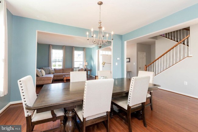 Building Photo - 17670 Cleveland Park Drive