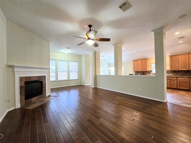 Building Photo - 31323 Trinity Park Ln