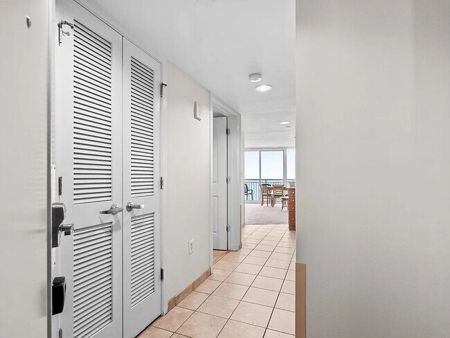Building Photo - 201 S Ocean Blvd
