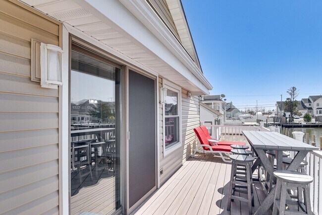 Building Photo - 1404 Hilo Bay Dr