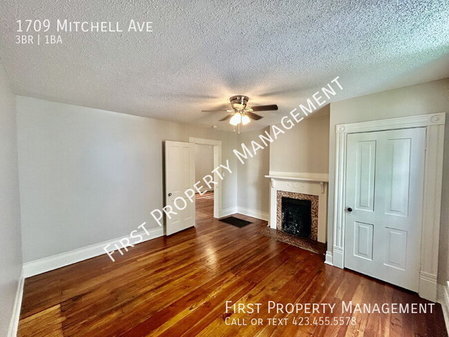 Building Photo - 1709 Mitchell Ave