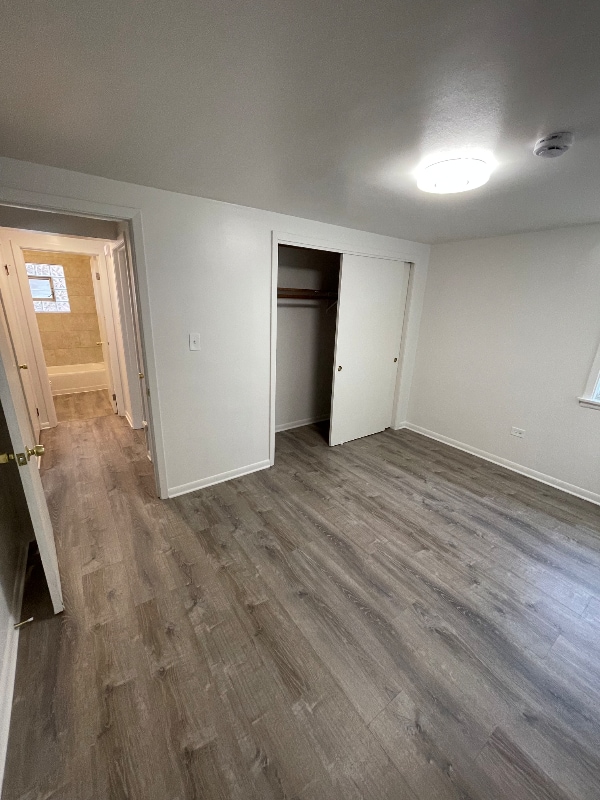 Building Photo - 4342 Warren Ave