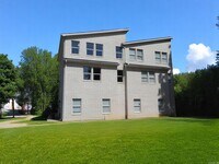 Building Photo - 615 E Word Ave